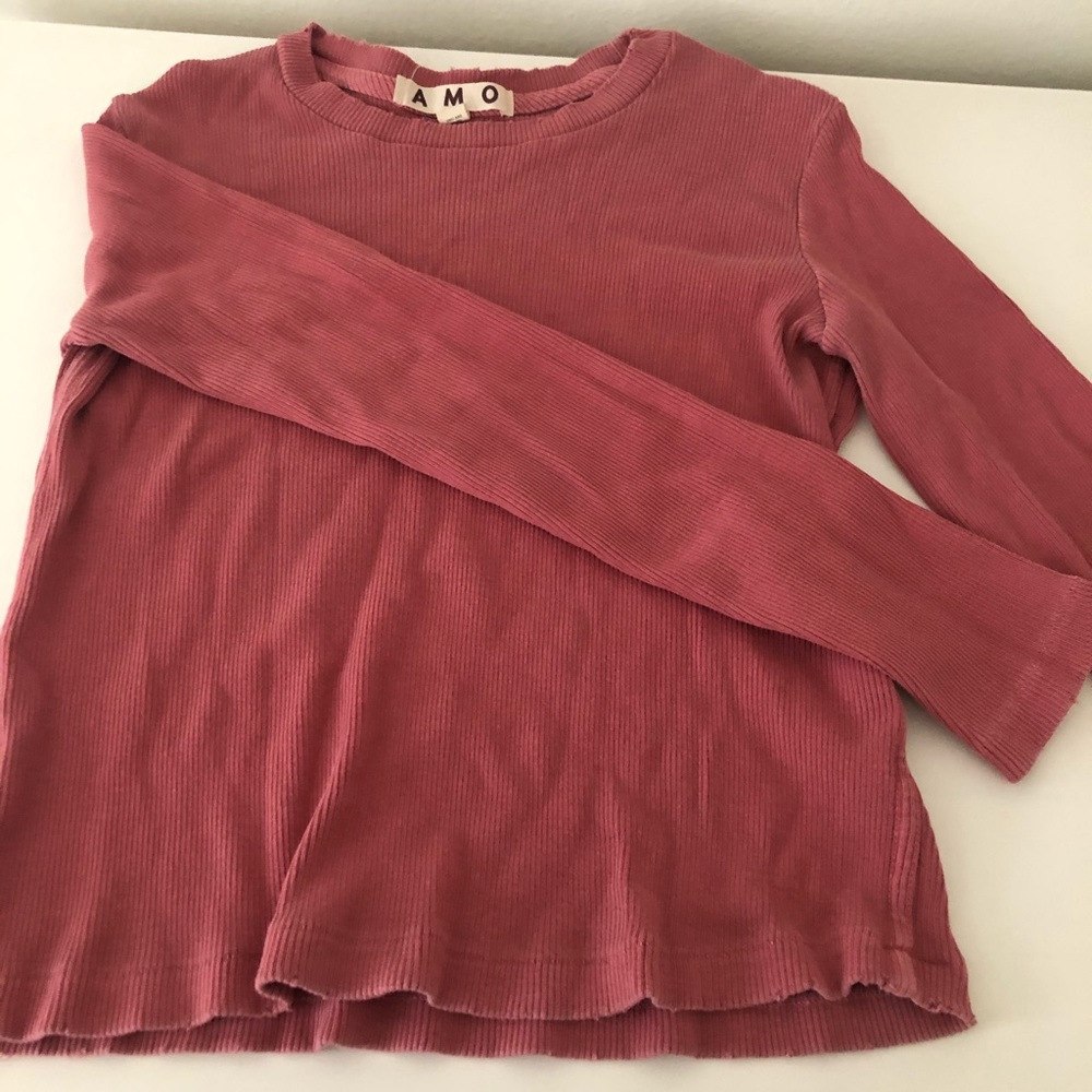 AMO maybe long sleeve top
